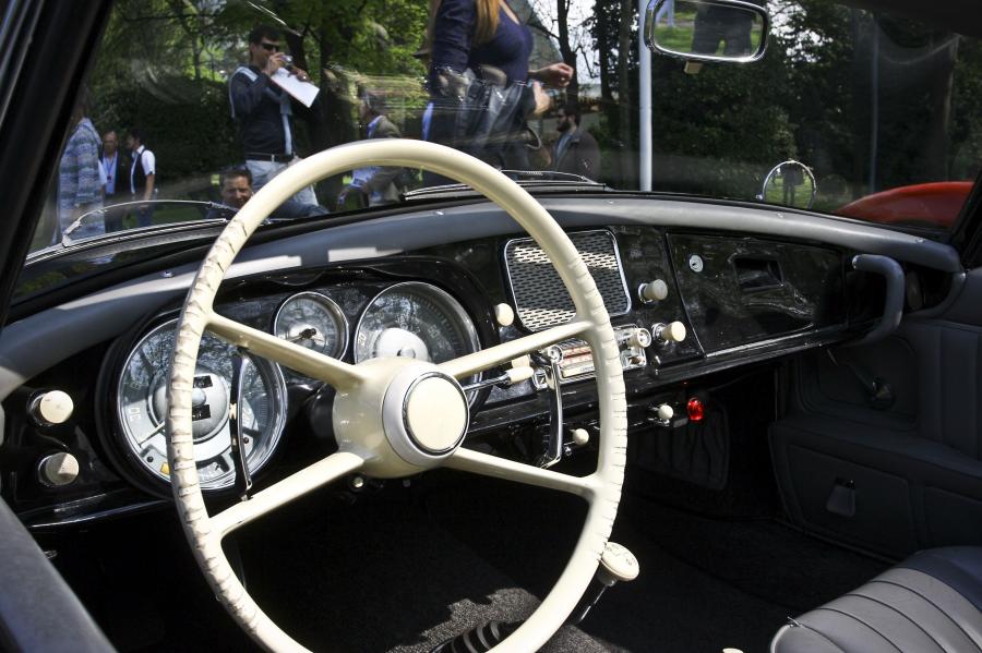 Торпедо BMW 507 (Series I) 1956 года  (фото 7 из 52)